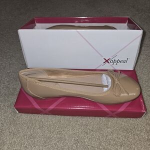 Xappeal Women's Tan Ballet Flats